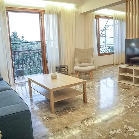Arkadins Apartmán *